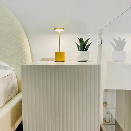 Suite169 Gold باري