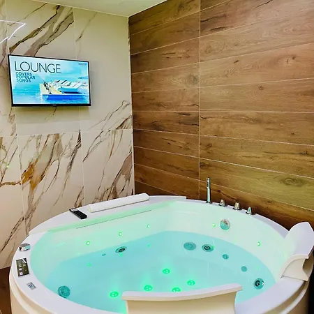 Suite169 Gold باري