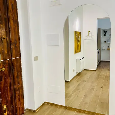 Apartment Suite169 Gold