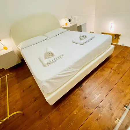 Apartment Suite169 Gold