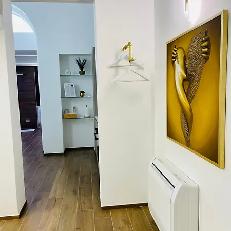 Apartment Suite169 Gold
