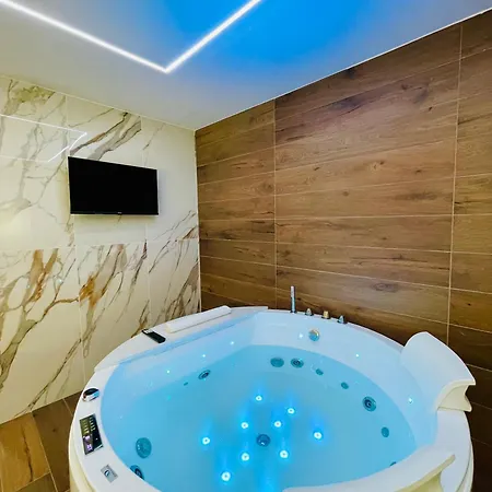 Apartment Suite169 Gold